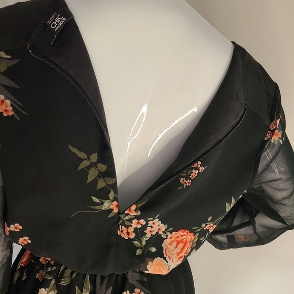 CHIC By Jacob Floral Mid Length Dress size Small - Picture 5 of 7